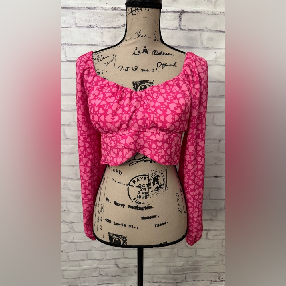 Madden‎ NYC Med Cropped Top Heart Hippie Dainty Tie Back Pink Girly 90’s Fairy